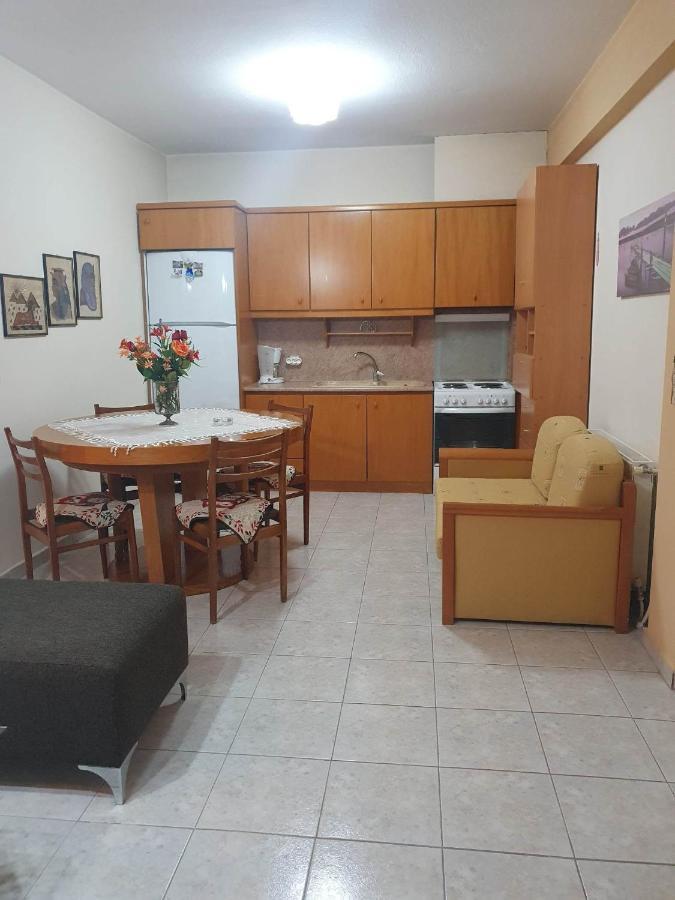 Elle Apartment By Alp Hospitality Services Nea Kallikrateia Dış mekan fotoğraf